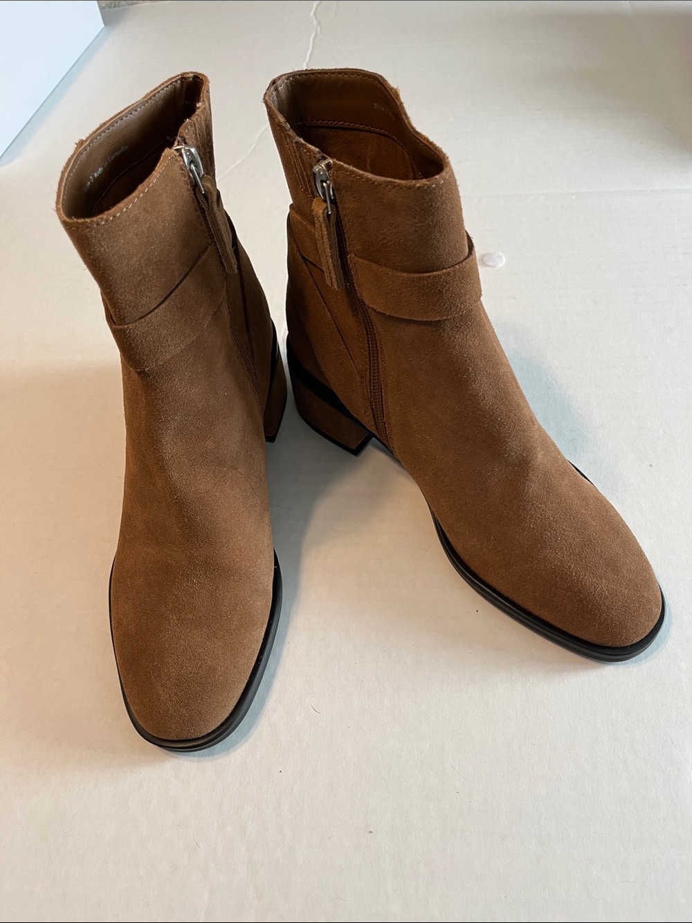Dolce Vita Camel Brown Suede Side Zip Ankle Boots NEW Size 7